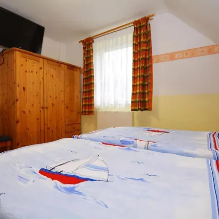 Haushaelfte Luett Holland In Holiday home *