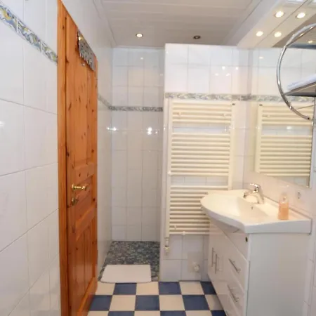 Haushaelfte Luett Holland In Holiday home